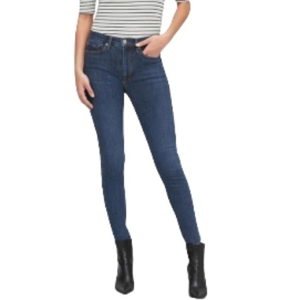 Banana Republic Blue Light Wash
High-rise Skinny Jeans